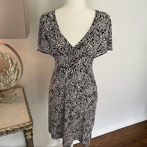 Patterned Black and White V-Neck Dress